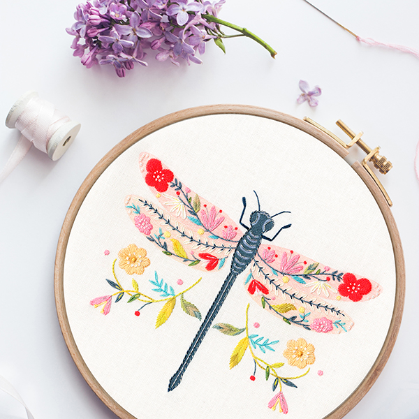 https://www.bothythreads.com/shop/kits/pollen-embroidery-dragonfly