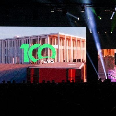 Koelnmesse celebrates 100th anniversary with opening of Confex